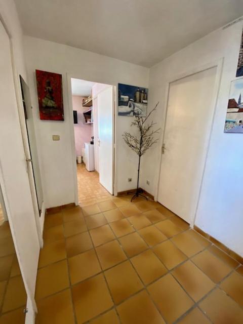 Le Cannet, Chambre à l'étage d'une maison avec piscine Esterno foto