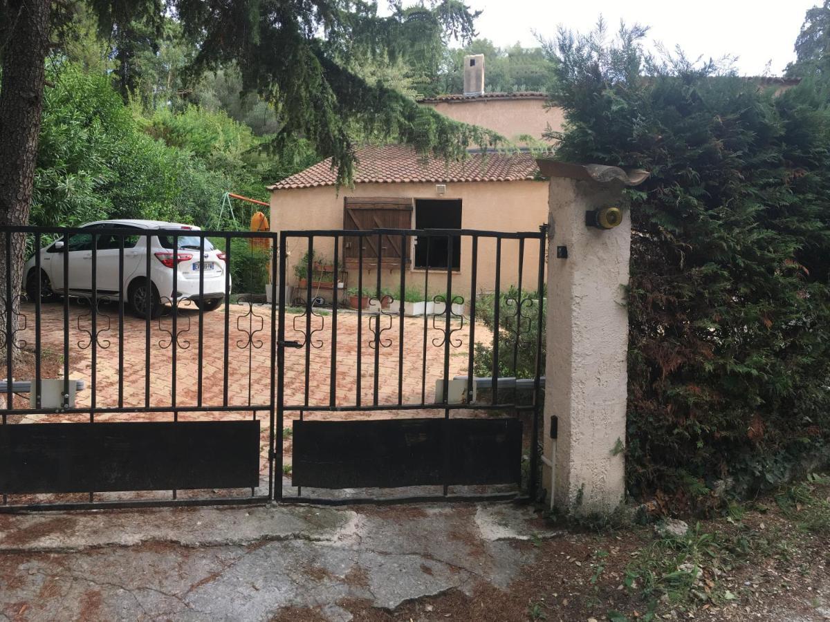 Le Cannet, Chambre à l'étage d'une maison avec piscine Esterno foto